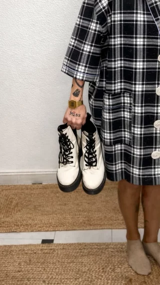 Instagram post from miss.grace.tshirts. This post is in position 1.