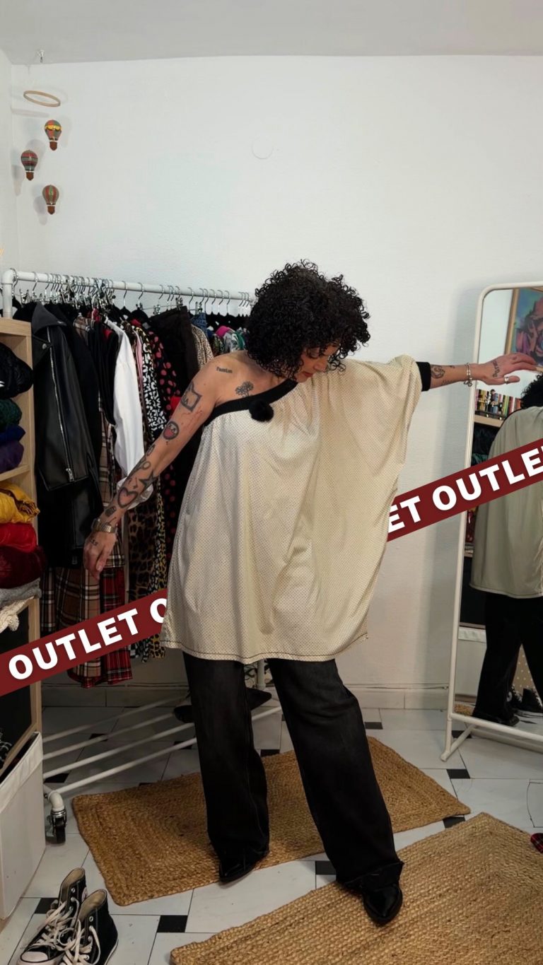 Instagram post from miss.grace.tshirts. This post is in position 1.